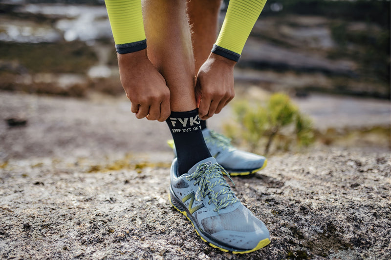 Quelqu'un a remonté les chaussettes de Fyke black Boost Low Sock Col2Color.